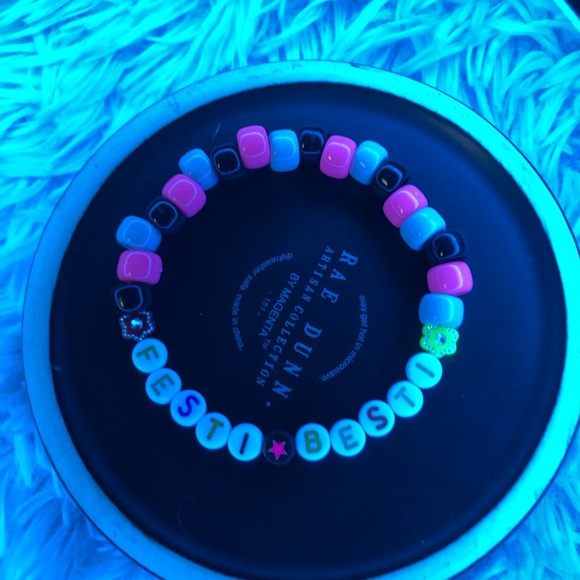 FESTI BESTI KANDI BRACELET - Picture 2 of 2